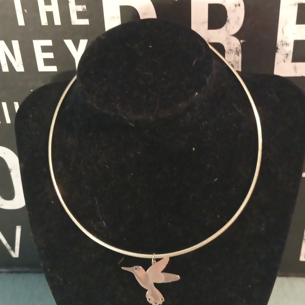 Hummingbird Silvertone choker necklace with extender